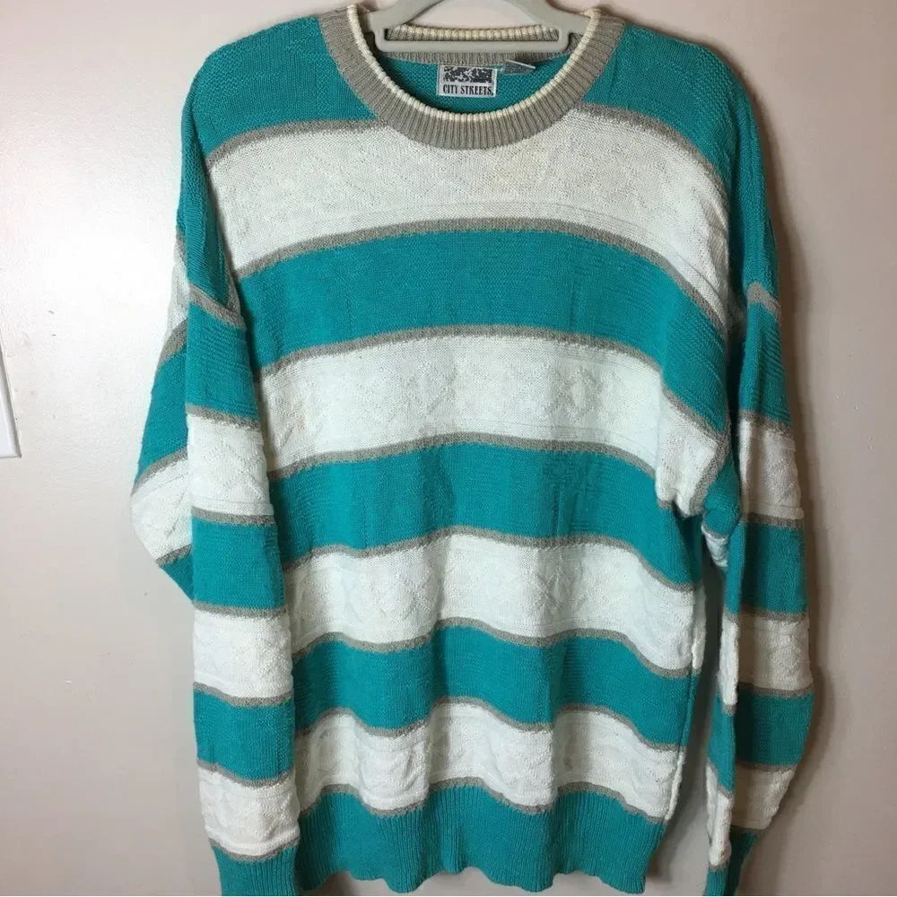 CITY STREETS VTG SWEATER